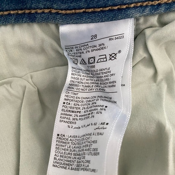 Old Navy Plus Size Rockstar High- Rise Super Skinny Jeans NWT Size 28 - Picture 7 of 7